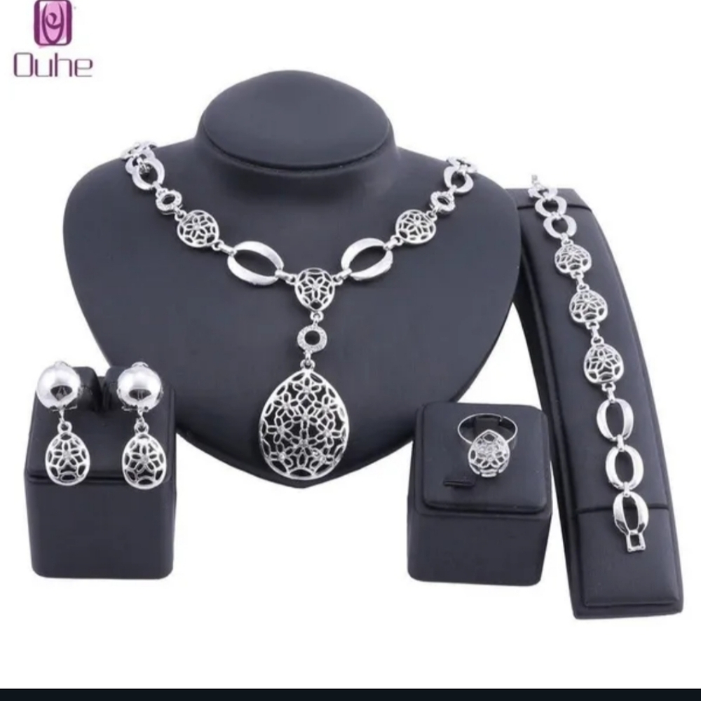 NWT Adorable Boho 4 Piece Silver Statement Jewelry Set! - Picture 2 of 13